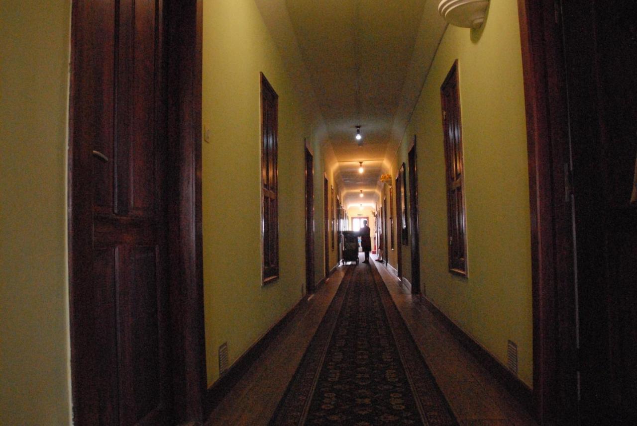 Hotel Ivato , Airport Антананариву Экстерьер фото