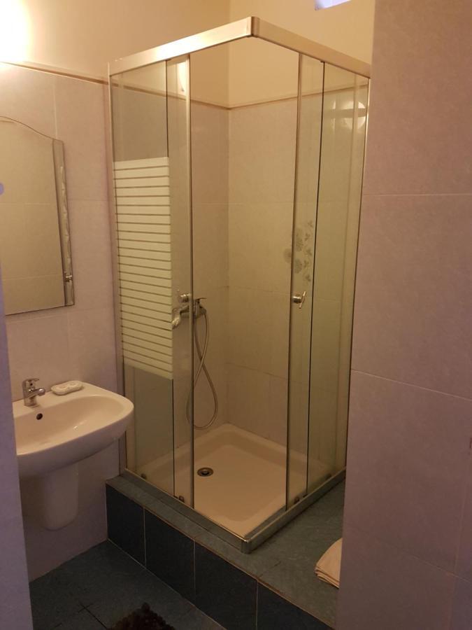 Hotel Ivato , Airport Антананариву Экстерьер фото