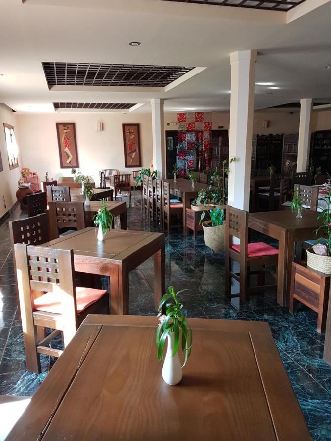 Hotel Ivato , Airport Антананариву Экстерьер фото